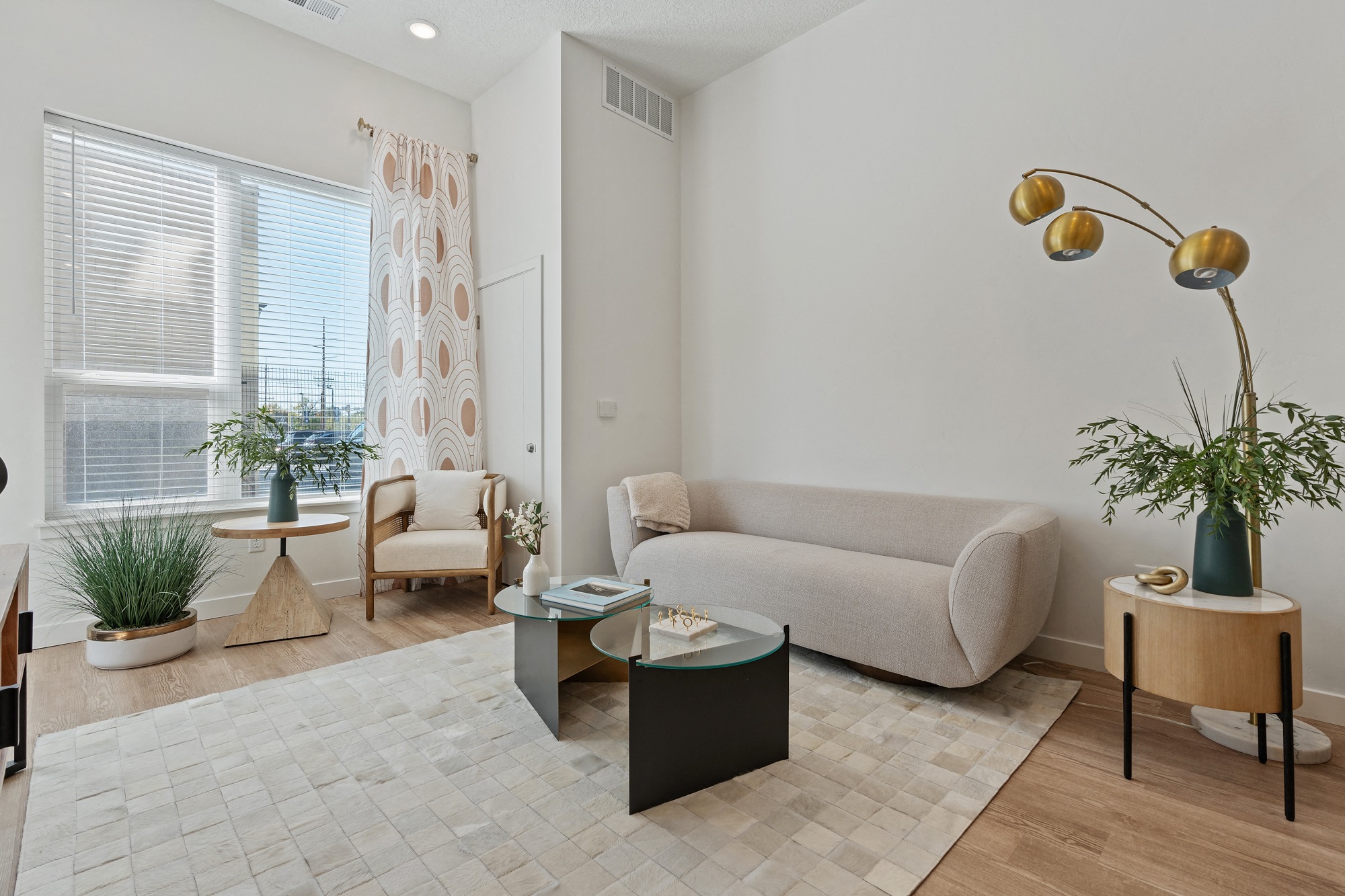 Seveno2 Main Apartments